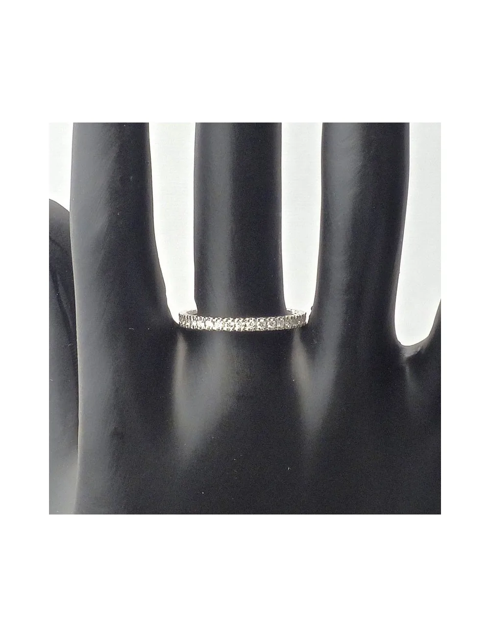 Eternity in oro bianco con Diamanti taglio Brillante ct.0,39