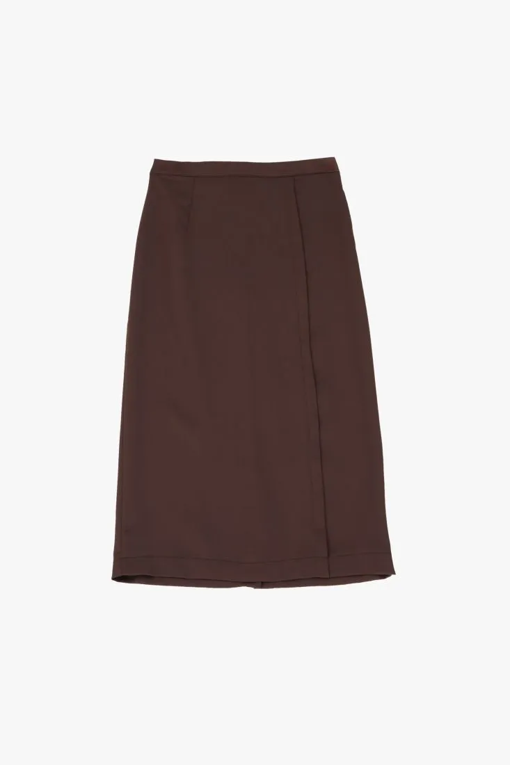  Short skirt with side pleat    