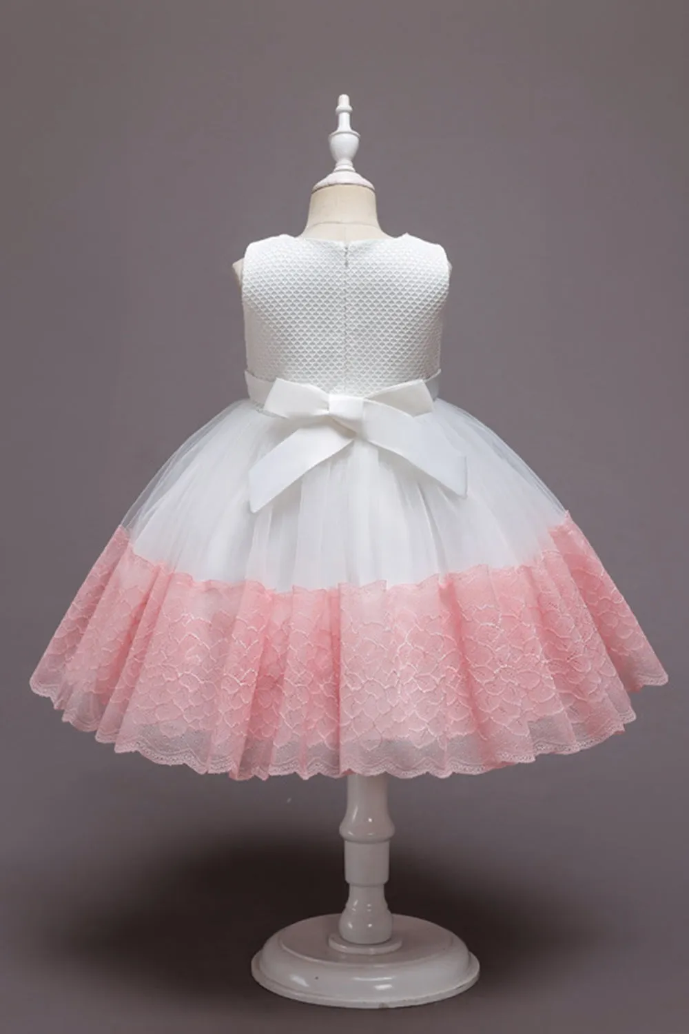 Vestito da ragazza in tulle di tulle fiore senza maniche rosa con fiocco